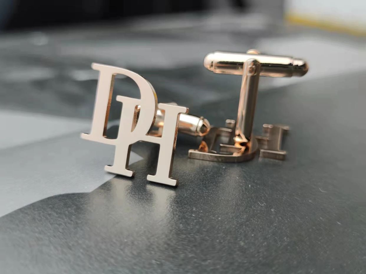 Father′s Day Gift: Initials cufflinks